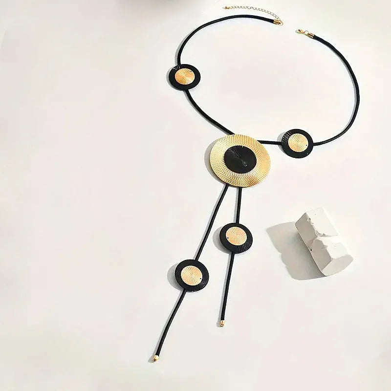 Metal Round Sunflower Decorative Y-shaped Necklace For Women Exaggerated Style Retro Body Chain Fashion Jewelry DN001