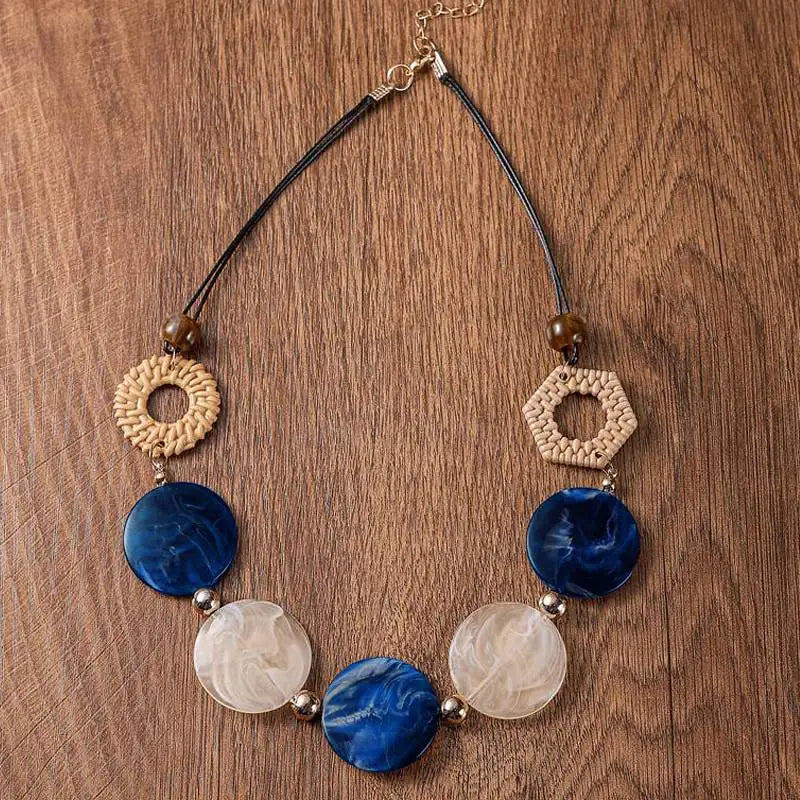 Bohemian Retro Design Round Piece Woven Necklace Women Niche Ethnic Style Holiday Party Jewelry Accessories Gifts