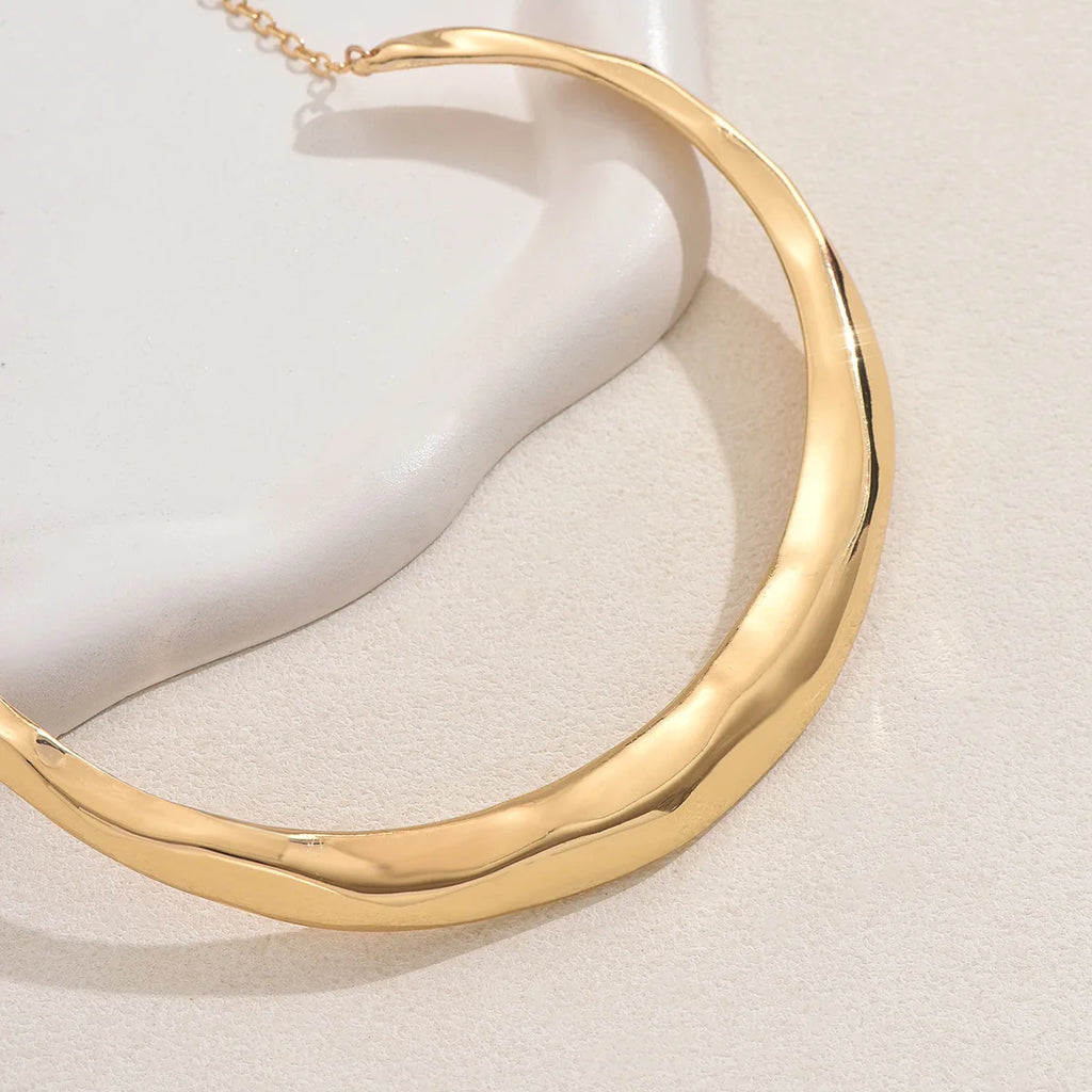 Exggarated Metal Geometric Necklace for Women New Trend European & American Choker Collar Accessoriss Jewelry Party Gift