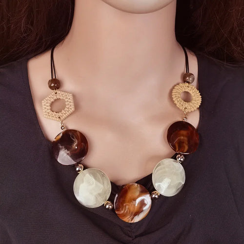 Bohemian Retro Design Round Piece Woven Necklace Women Niche Ethnic Style Holiday Party Jewelry Accessories Gifts