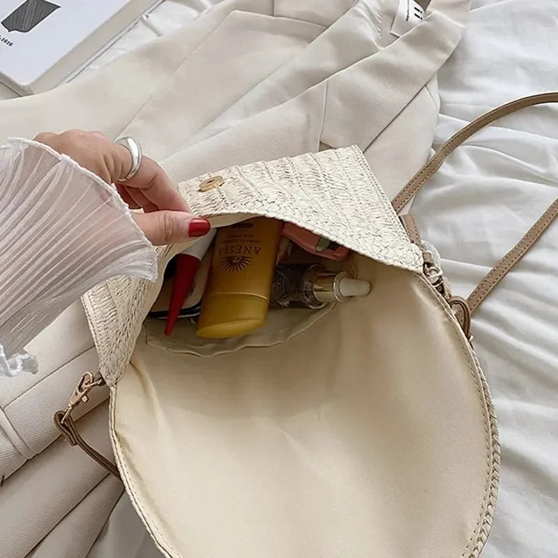 Handmade Straw Beach Shoulder Crossbody Bag Girls Envelope Woven Summer Small Hair Ball Cluth
