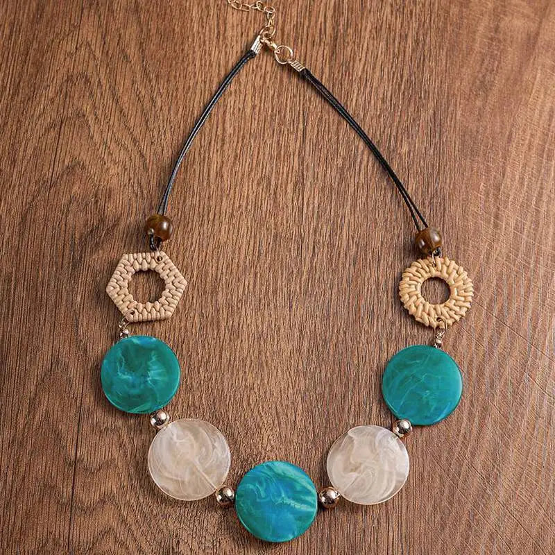 Bohemian Retro Design Round Piece Woven Necklace Women Niche Ethnic Style Holiday Party Jewelry Accessories Gifts