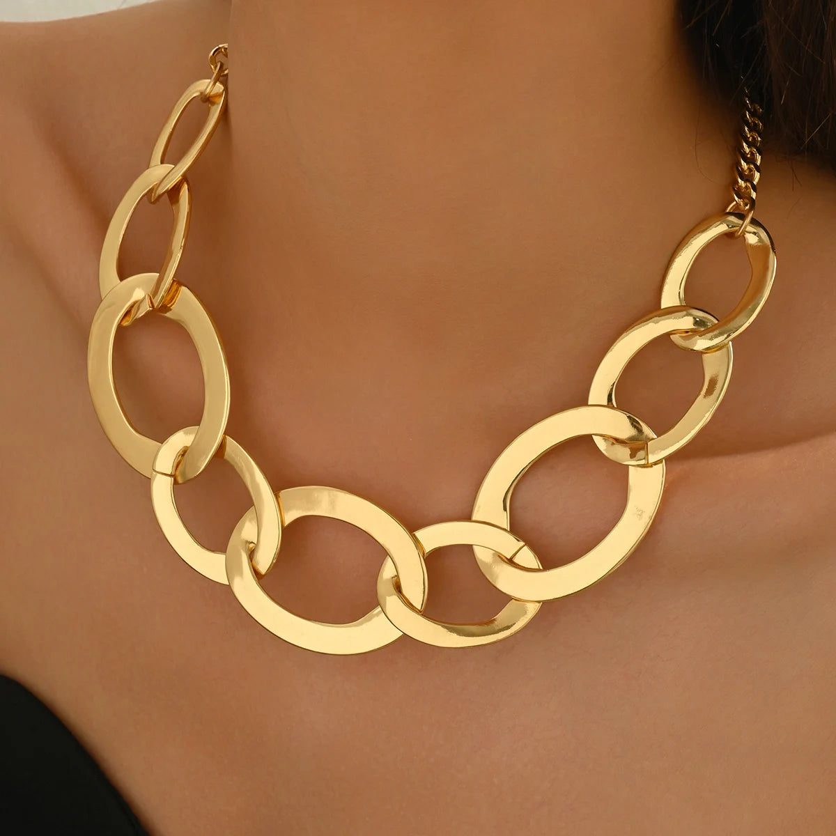 Elegant  Oval Link Necklace Gold Color Textured Chain Metal Choker For Women Simple Style Chic Party Jewelry Gift