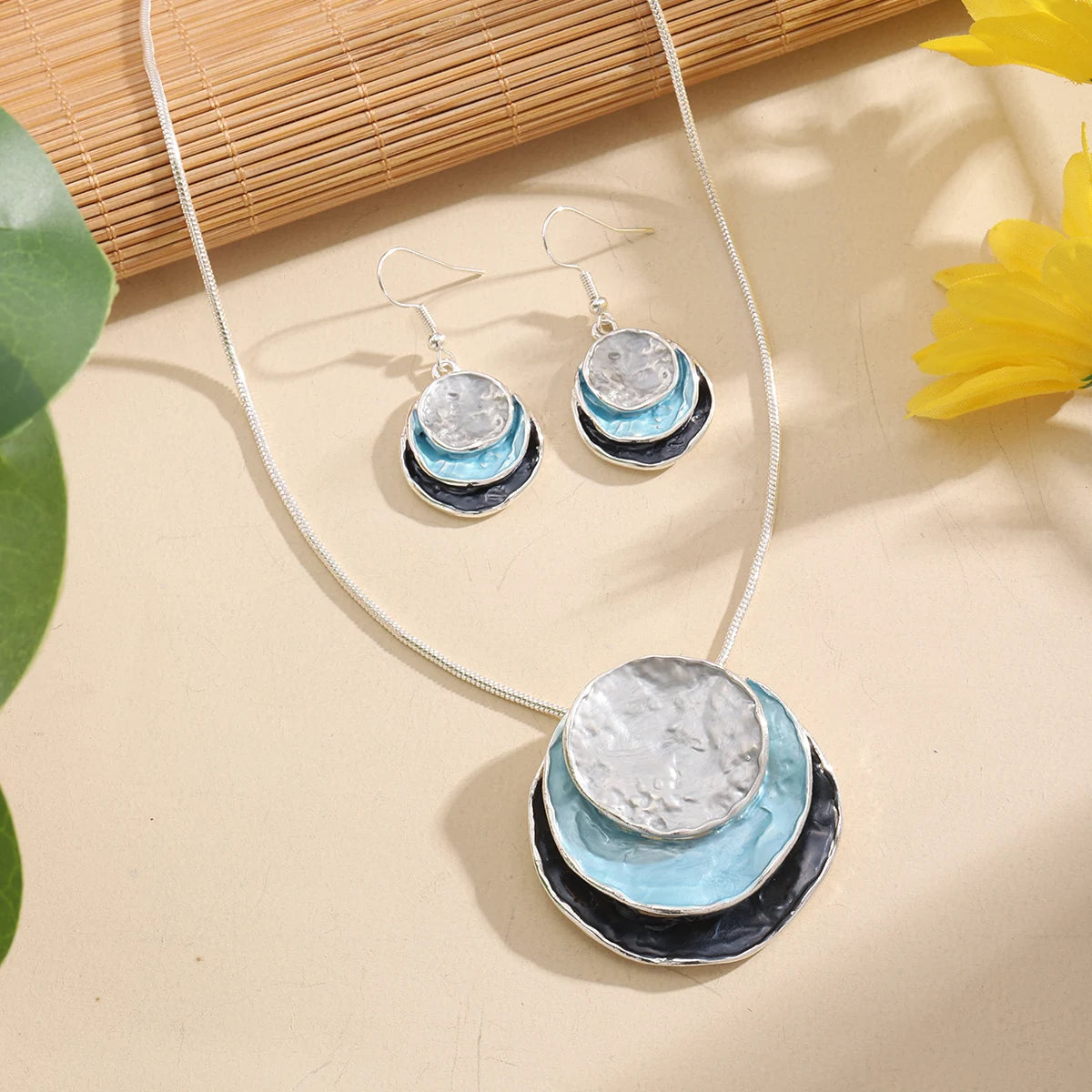 New in Necklace Circular Pendants Layered Aesthetic Decoration Choker Beauty Jewelry Trend Christmas Elegant Necklaces for Women