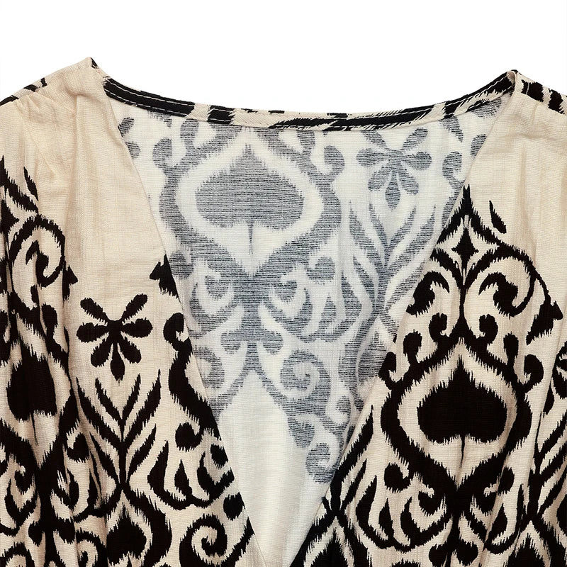 The new ethnic-style printed vacation dress with flying sleeves and a high waist is a hot sale for women in the summer of 2025