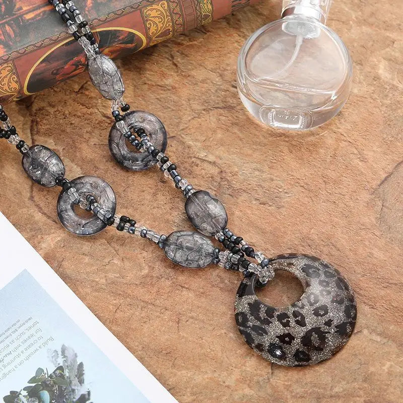 Ethnic Sle Round Resin Leopard Long Sweater Chain Necklace Retro Crystal Pendant Female Jewelry Neck Accessories