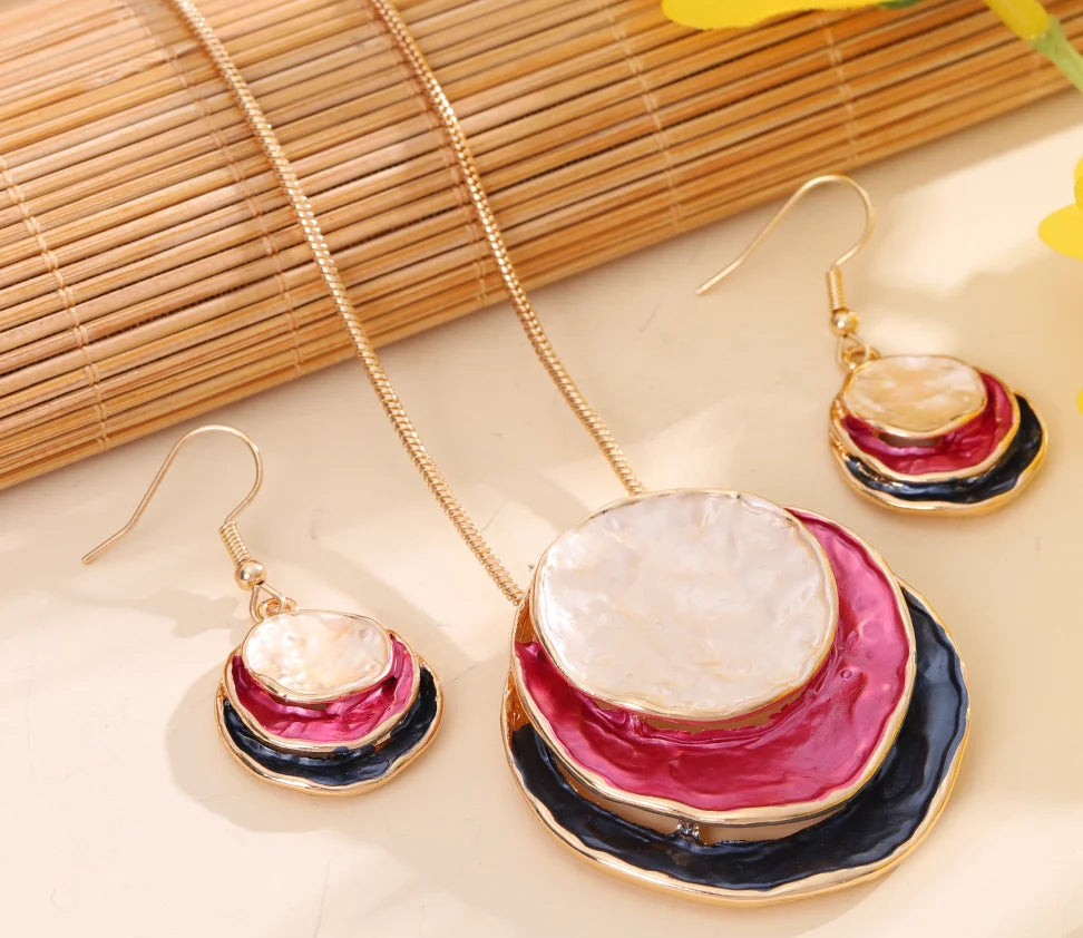 New in Necklace Circular Pendants Layered Aesthetic Decoration Choker Beauty Jewelry Trend Christmas Elegant Necklaces for Women
