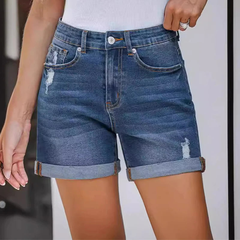 Pantalones cortos vaqueros desgastados y enrollados para mujer, novedad de verano, pantalones cortos vaqueros rectos adelgazantes, moda coreana, pantalones cortos lisos para mujer