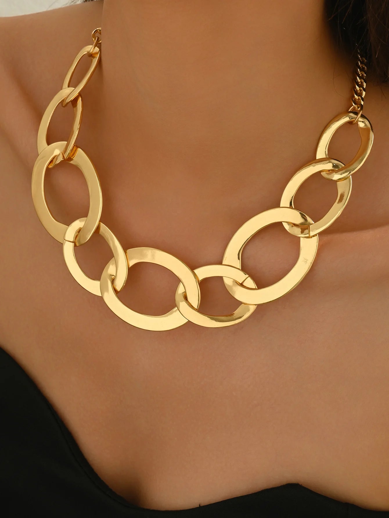 Elegant  Oval Link Necklace Gold Color Textured Chain Metal Choker For Women Simple Style Chic Party Jewelry Gift