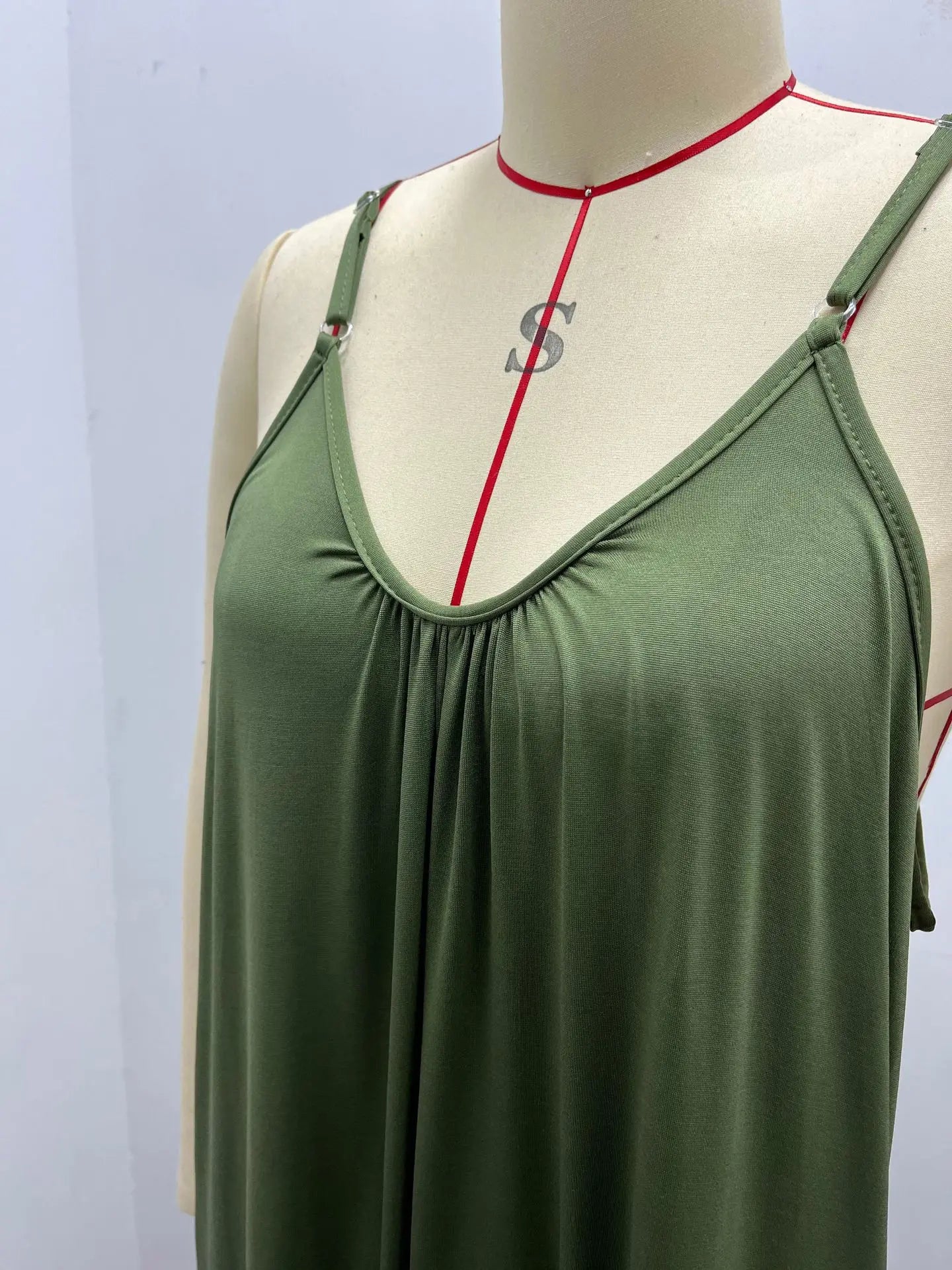Mono de camisola para mujer, peto holgado informal con bolsillo de Color liso, rojo sin mangas, Sexy, versátil, novedad de verano 2024
