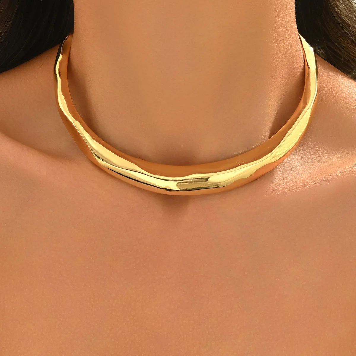 Exggarated Metal Geometric Necklace for Women New Trend European & American Choker Collar Accessoriss Jewelry Party Gift